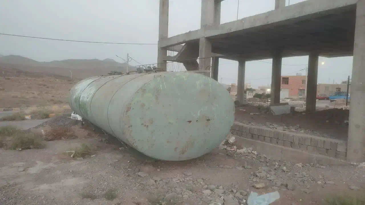 تانکر ۲۰ هزار تایی|مصالح و تجهیزات ساختمان|نائین, |دیوار