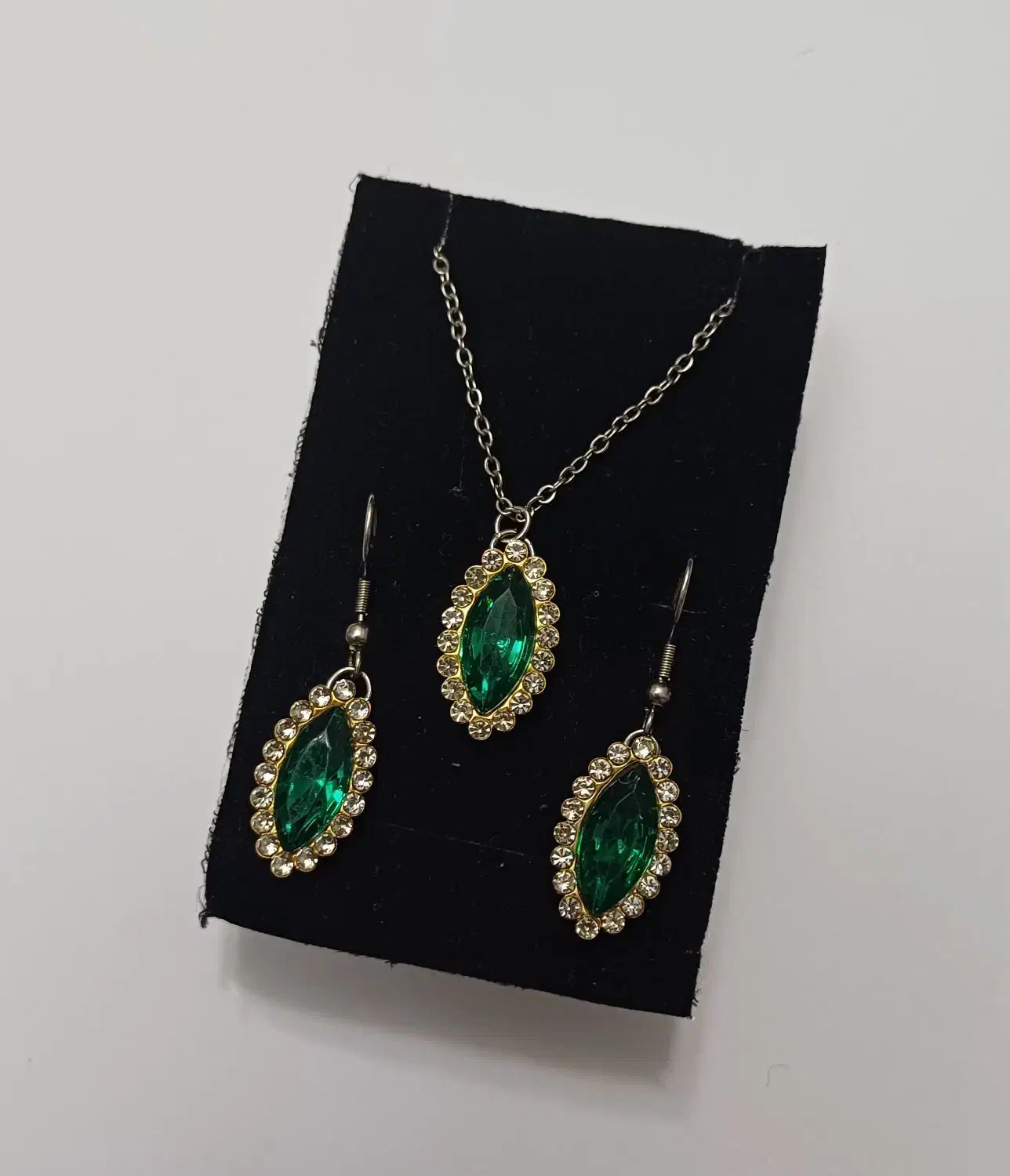 گردنبندهای رنگ ثابت وضد حساسیت|بدلیجات|الوند, |دیوار