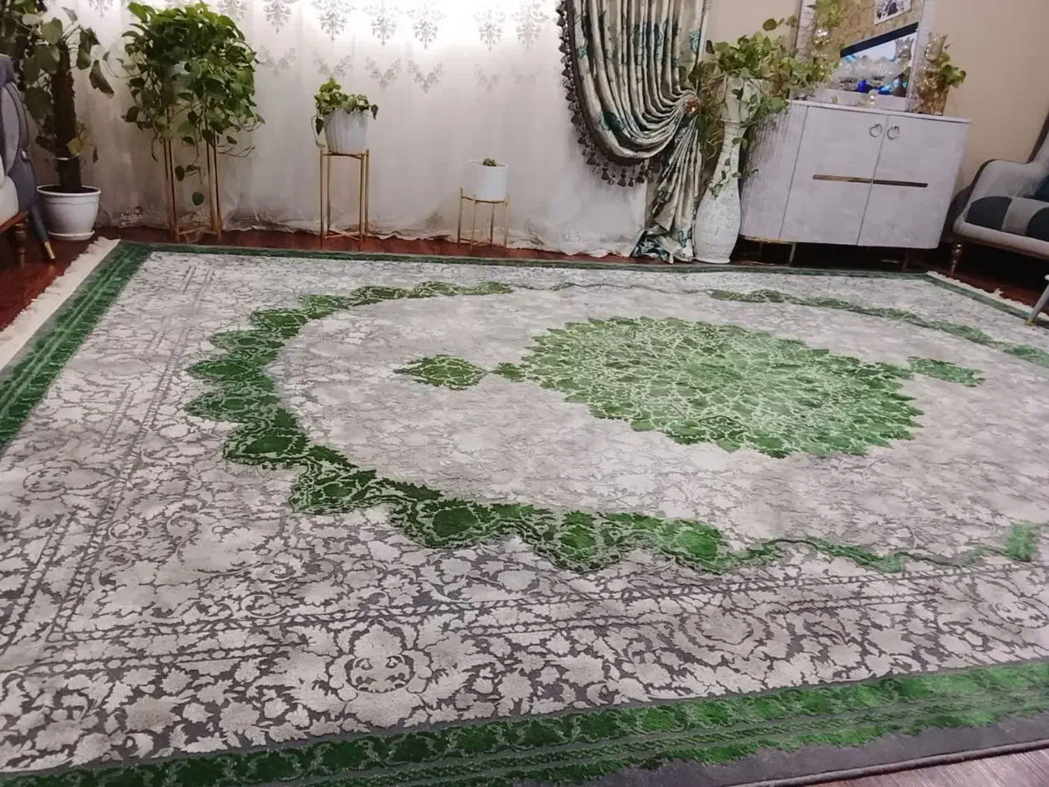 فرش 12متری 1200شانه تراکم 3600|فرش|قم, شهرک شهرداری|دیوار