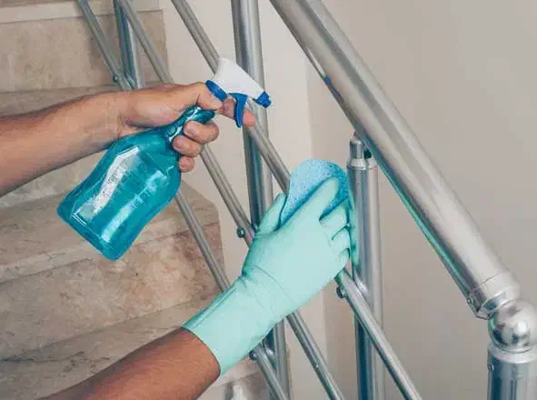 نظافت چی ساختمان آپارتمان هستم (نظافت چی آقا هستم)|خدمات نظافت|شیراز, قصرالدشت|دیوار