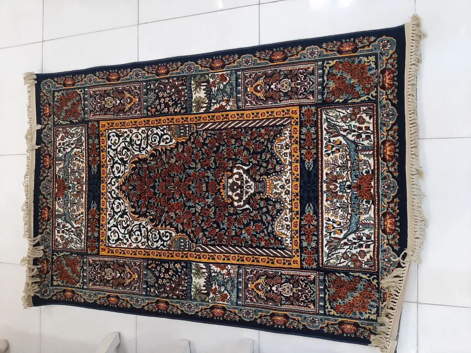 قالیچه طرح ابریشم نو|فرش|ورامین, ورامین|دیوار