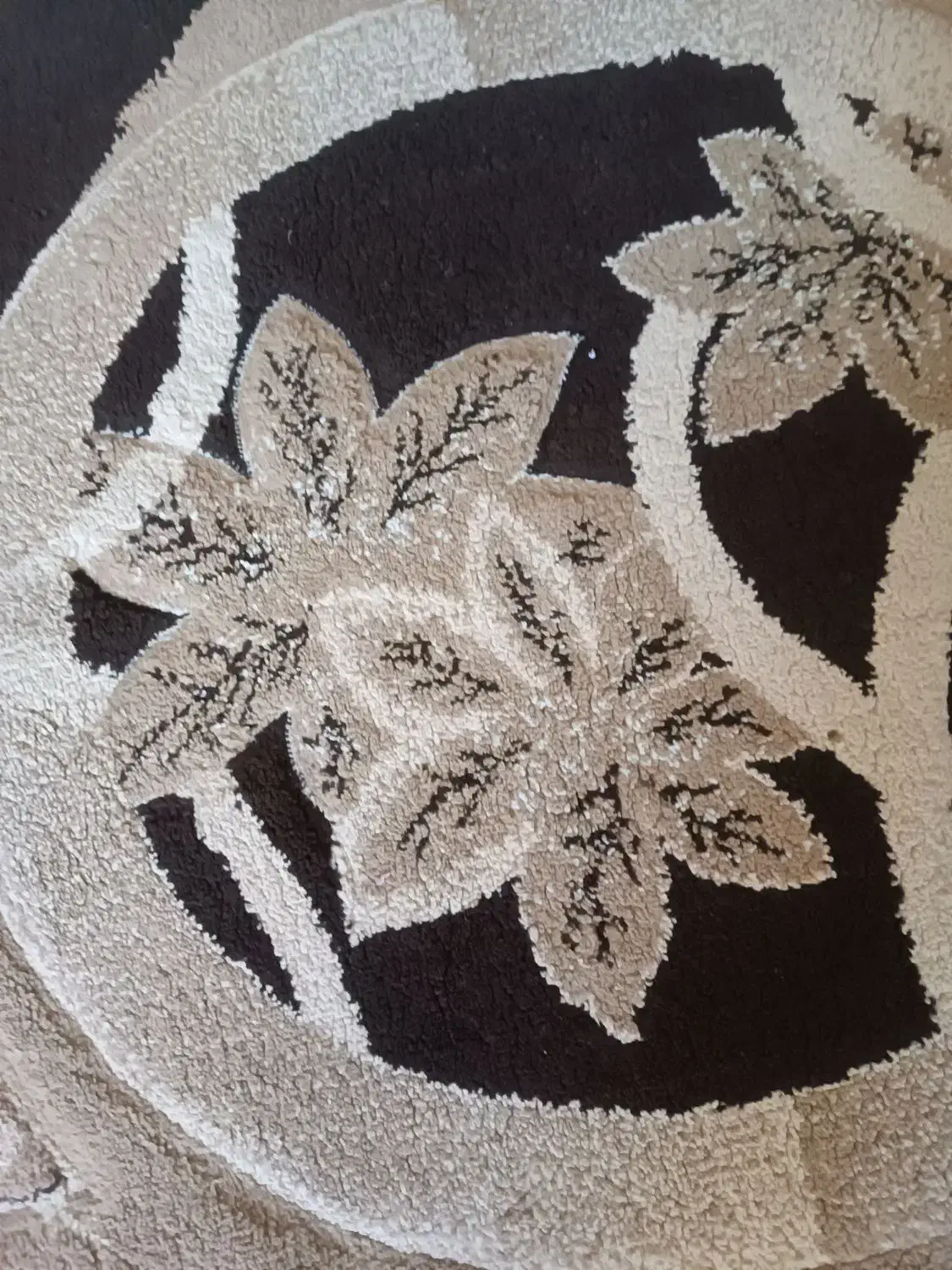 فرش گرد|فرش|ساوه, |دیوار