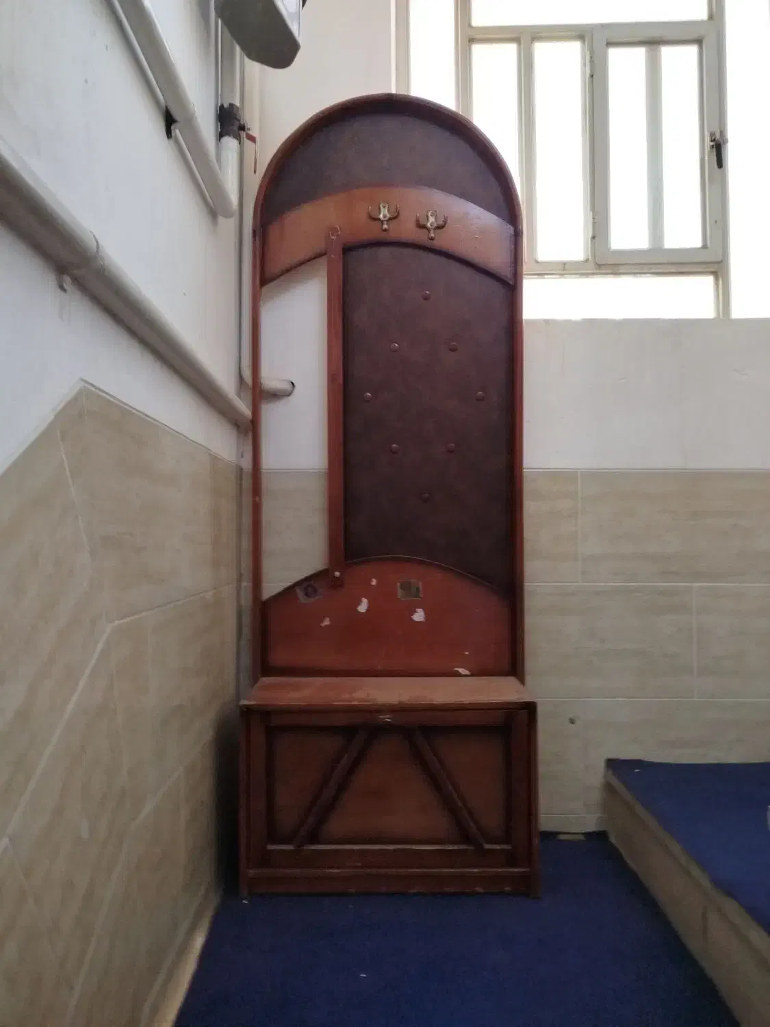 ویترین وجاکفشی|بوفه، ویترین، کنسول|یزد, |دیوار