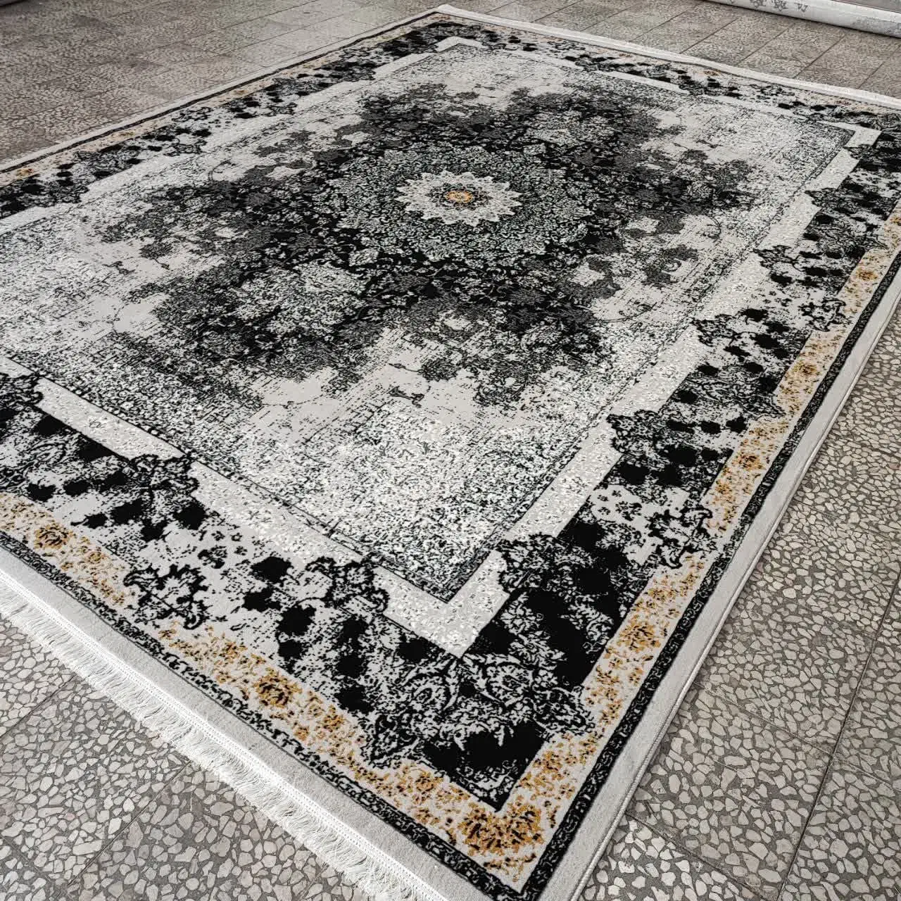 فروش۳۰تخته فرش۱۲متری یاقوت اردهال۷۰۰شانه تراکم۲۵۵۰|فرش|بندرعباس, |دیوار