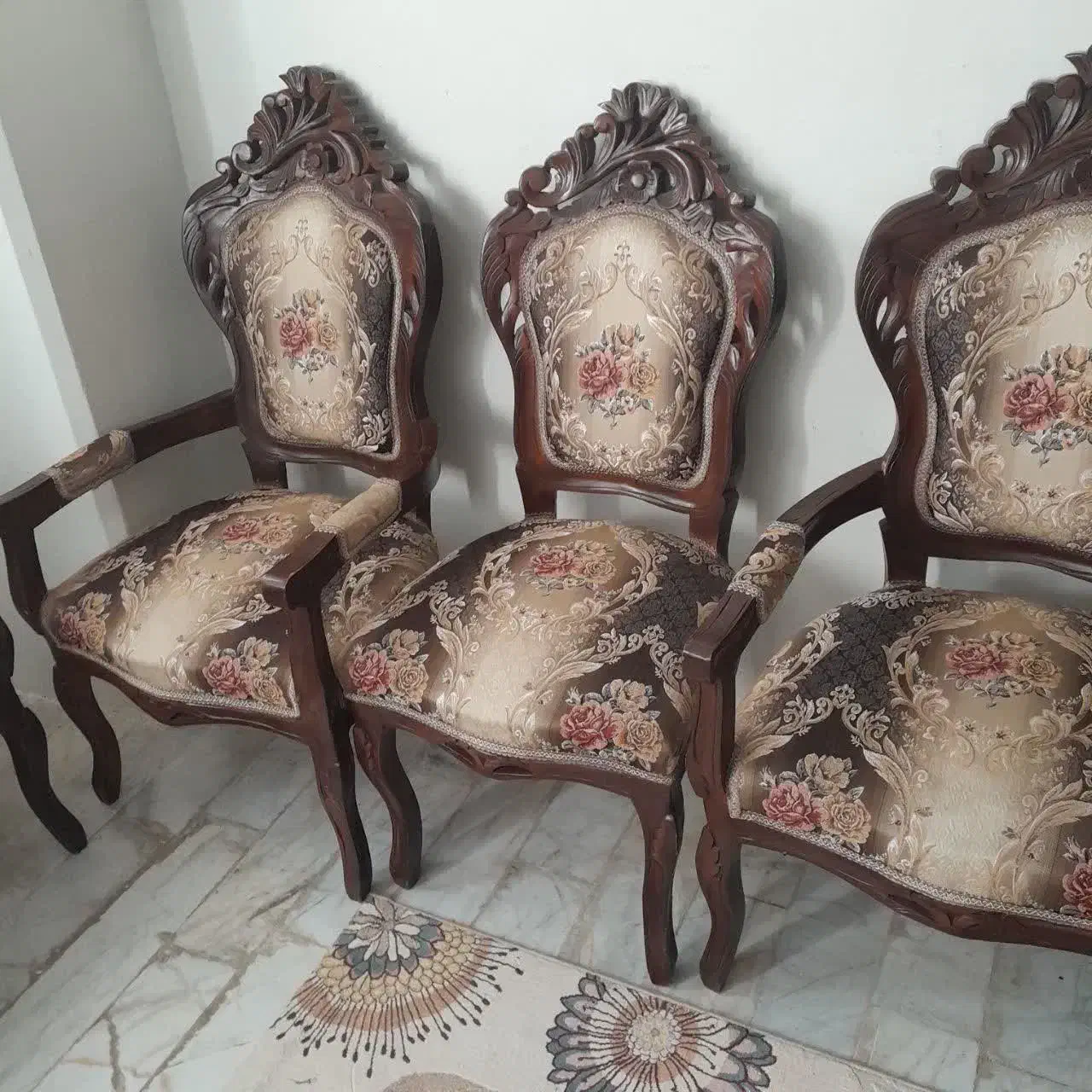 مبل کلاسیک چوب|مبلمان خانگی و میز عسلی|تهران, ارم|دیوار