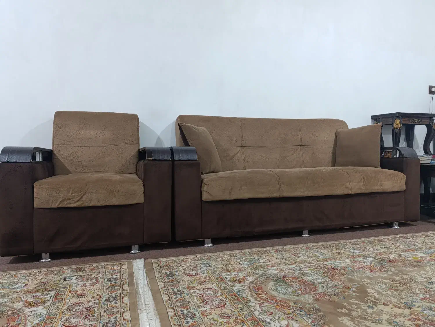 مبل 7 نفره سالم|مبلمان خانگی و میز عسلی|رشت, گلباغ نماز|دیوار