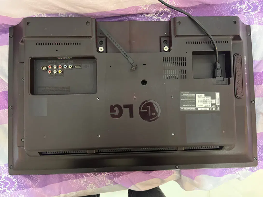 تلویزیون Led ال جی - ۳۲ اینچ|تلویزیون و پروژکتور|تبریز, |دیوار