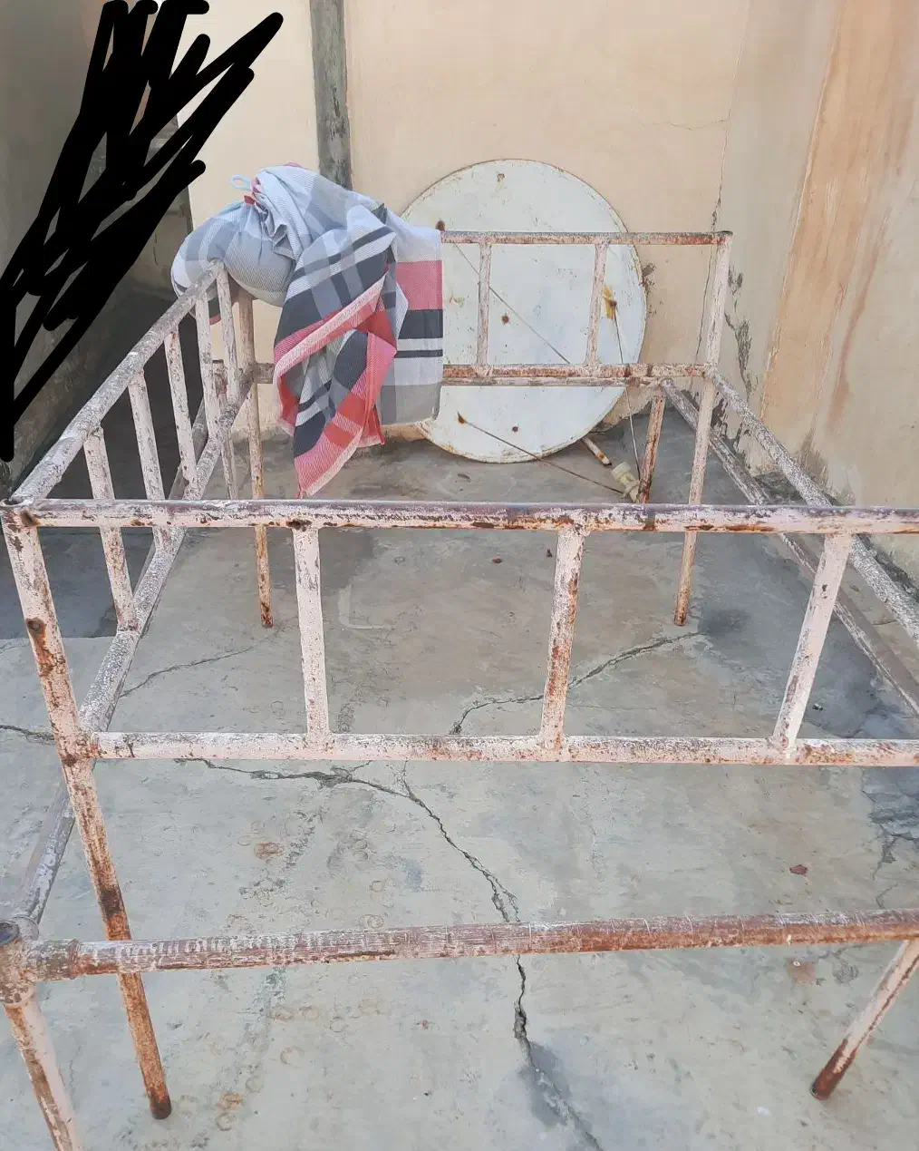 ۲دار تخت|تخت و سرویس خواب|مسجد سلیمان, |دیوار