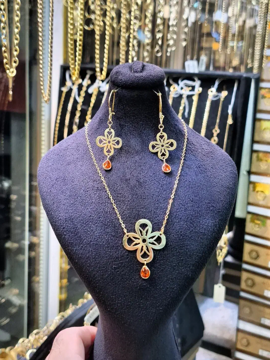 نیمست گل بدون اجرت و مالیات فقط با ۶ درصد|جواهرات|رشت, فلسطین|دیوار