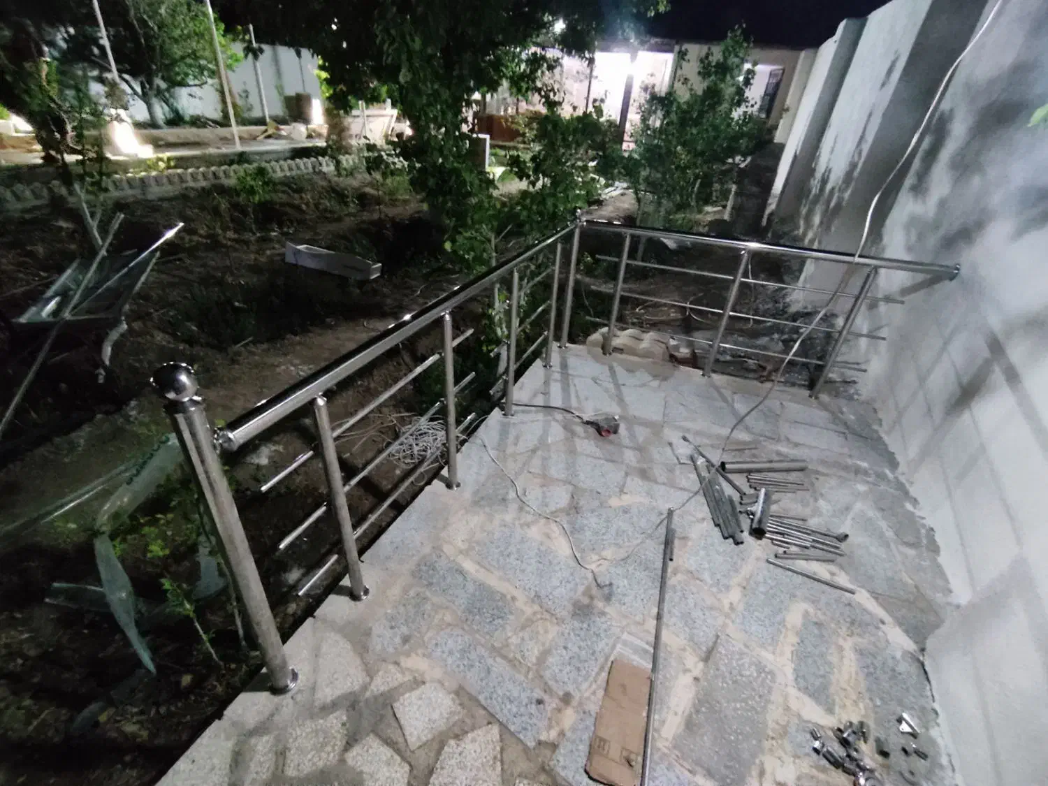 نرده استیل|خدمات پیشه و مهارت|شاهرود, |دیوار