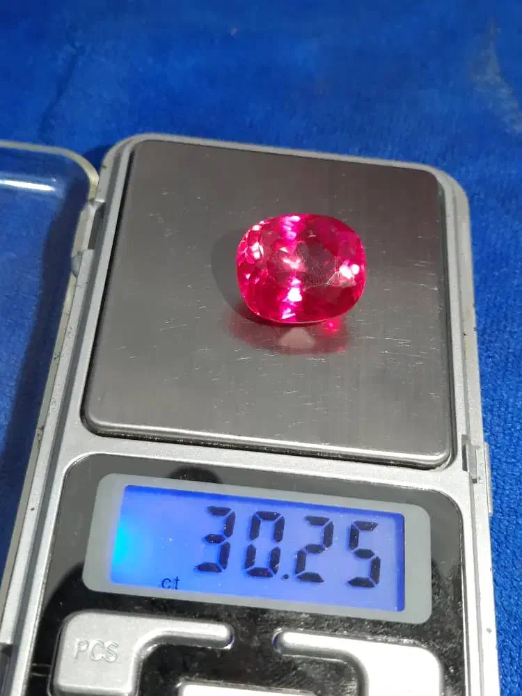 فروش انواع یاقوت قرمز اصل|جواهرات|تبریز, |دیوار