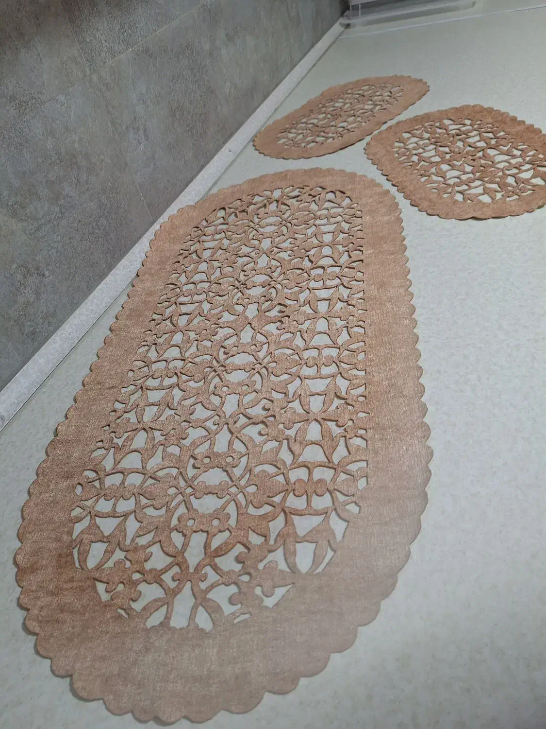 رومیزی|پرده، رانر، رومیزی|کرج, کوی امامیه|دیوار