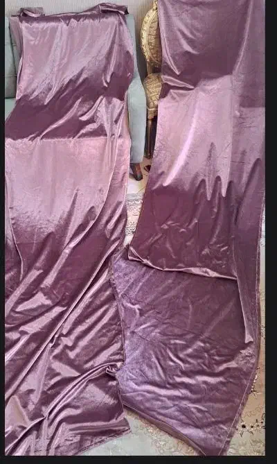 پرده های سالنی کاملا نو سالم استفاده نشده|پرده، رانر، رومیزی|تهران, ستارخان|دیوار