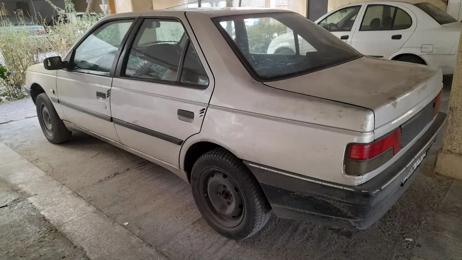 روا بژ  ۸۷|خودرو سواری و وانت|فردیس, نیروگاه برق|دیوار