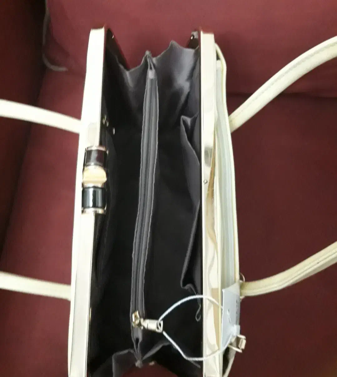 کیف ورنی خارجی نو کرم رنگ|کیف، کفش، کمربند|شیراز, فرگاز|دیوار