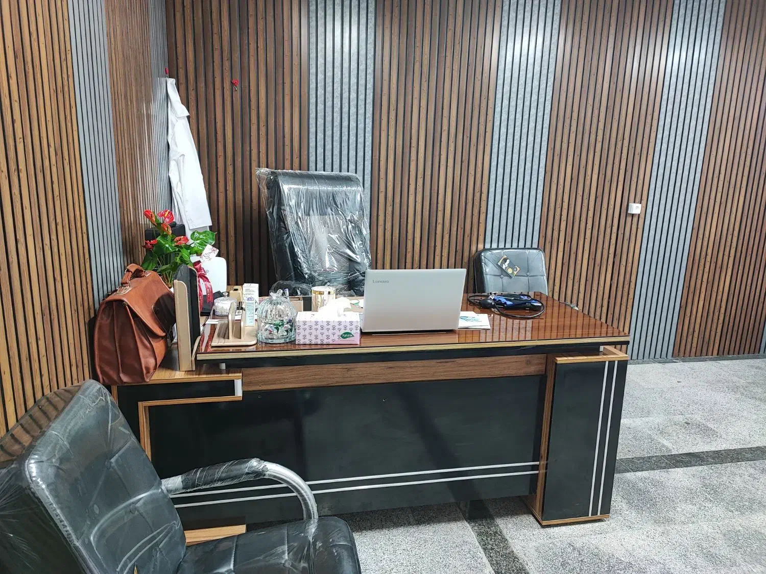 افتتاح درمانگاه درمانی و زیبایی دکتر کاشفی|خدمات آرایشگری و زیبایی|ارومیه, |دیوار