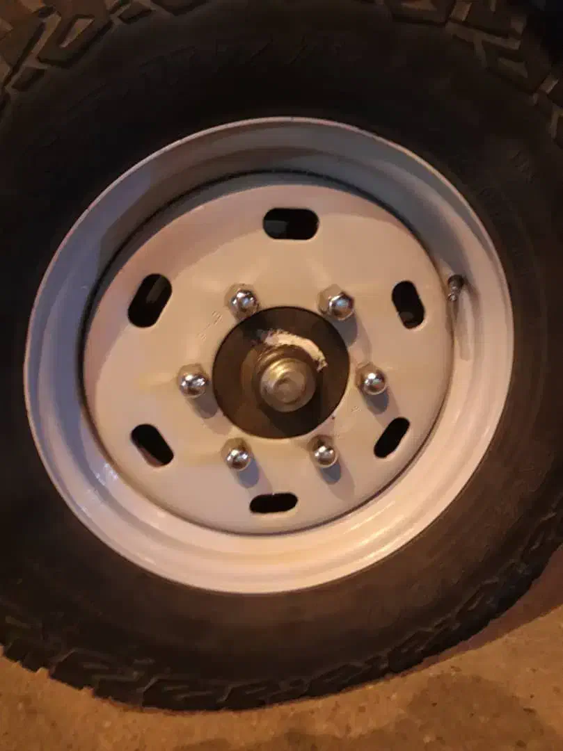 رینگ تیوبلس نیسان و درب پشت پاترول و زاپاس آردی|قطعات یدکی و لوازم جانبی|قزوین, |دیوار