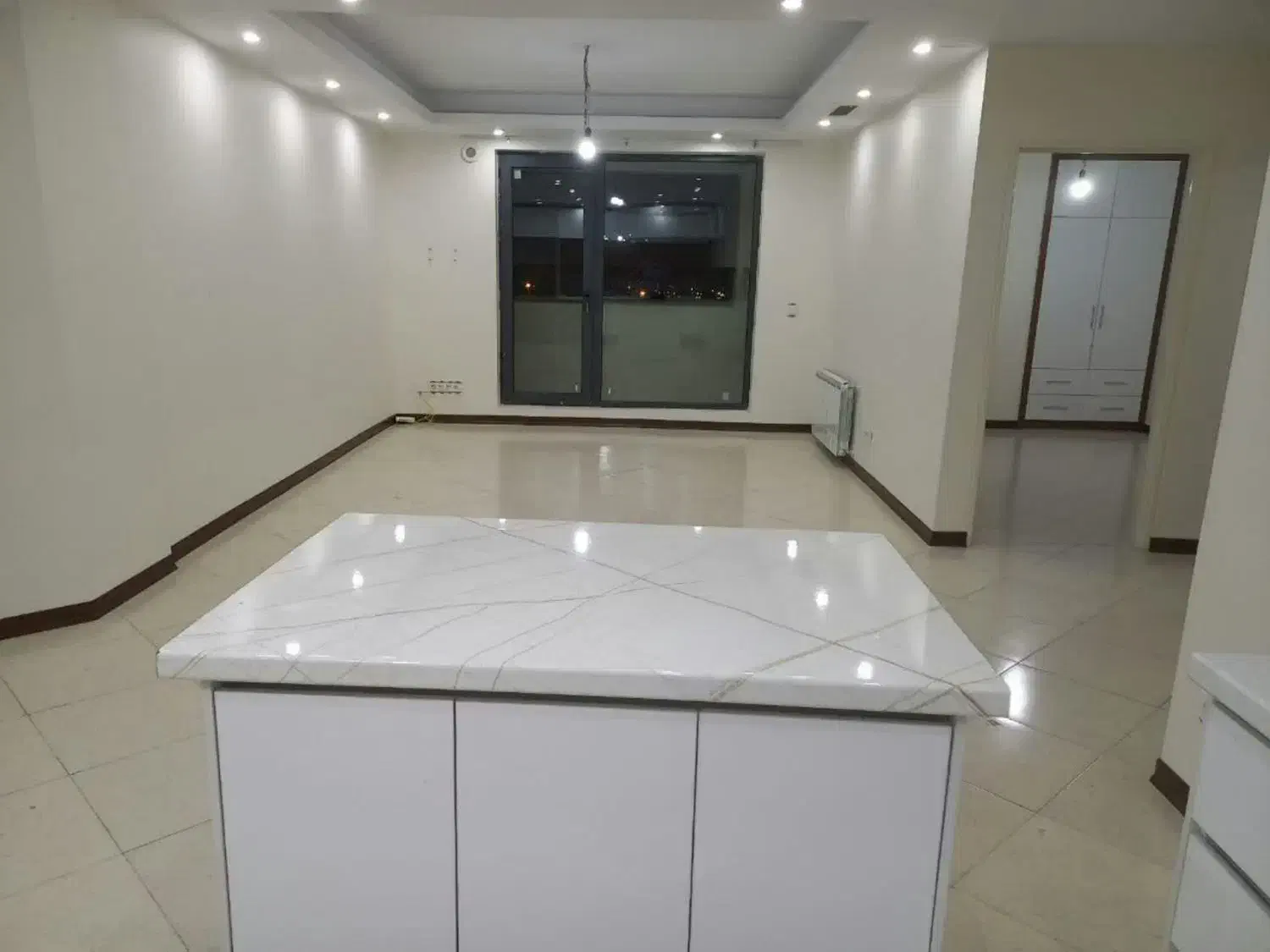 آپارتمان 108متر 2خواب جنوبی ردیف اول شهرک خرازی