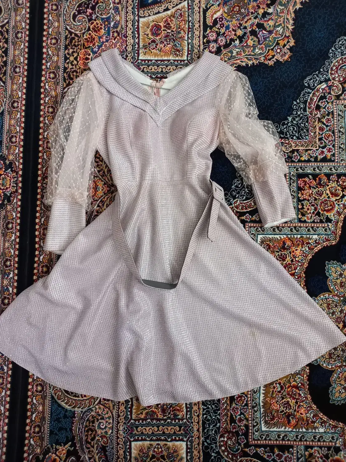 لباس مجلسی|لباس|همدان, |دیوار