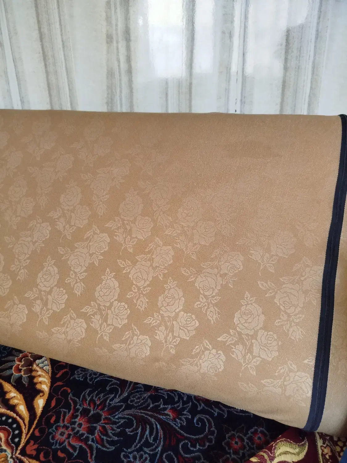 6عددپشتی در حد نو بدون زدگی خرابی|پشتی|ایلام, |دیوار