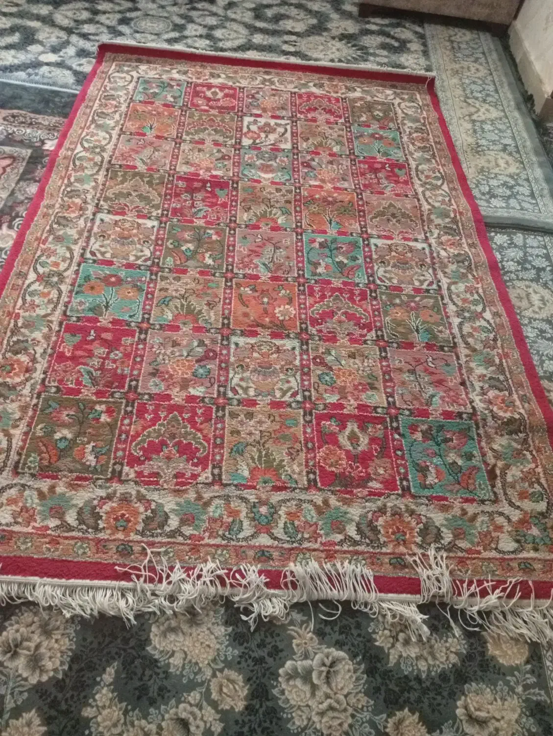 فرش چهار متری تمیز|فرش|خرم‌آباد, |دیوار