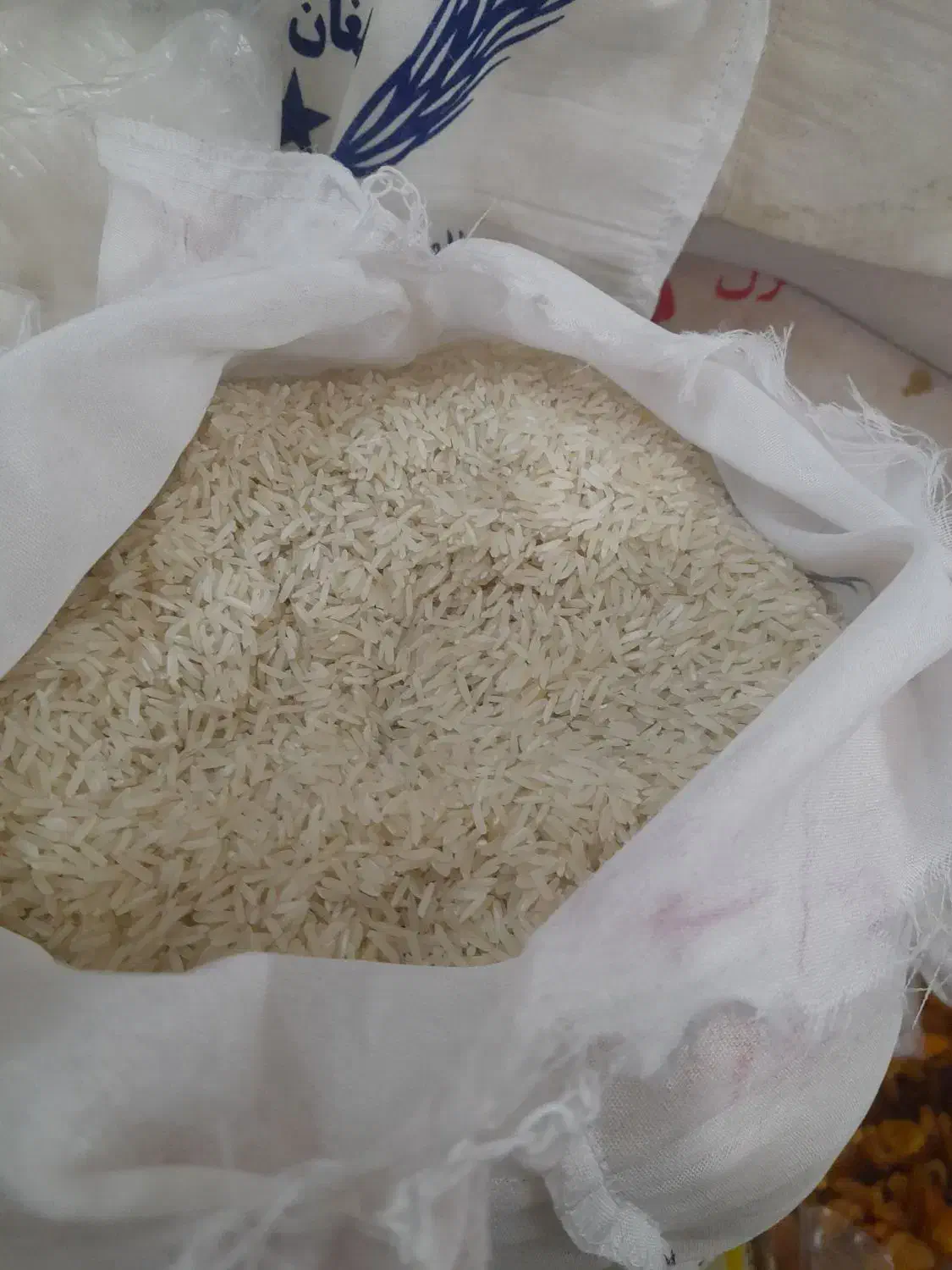 برنج طارم اعلا و گردو|خوردنی و آشامیدنی|قم, چهار امامزاده|دیوار