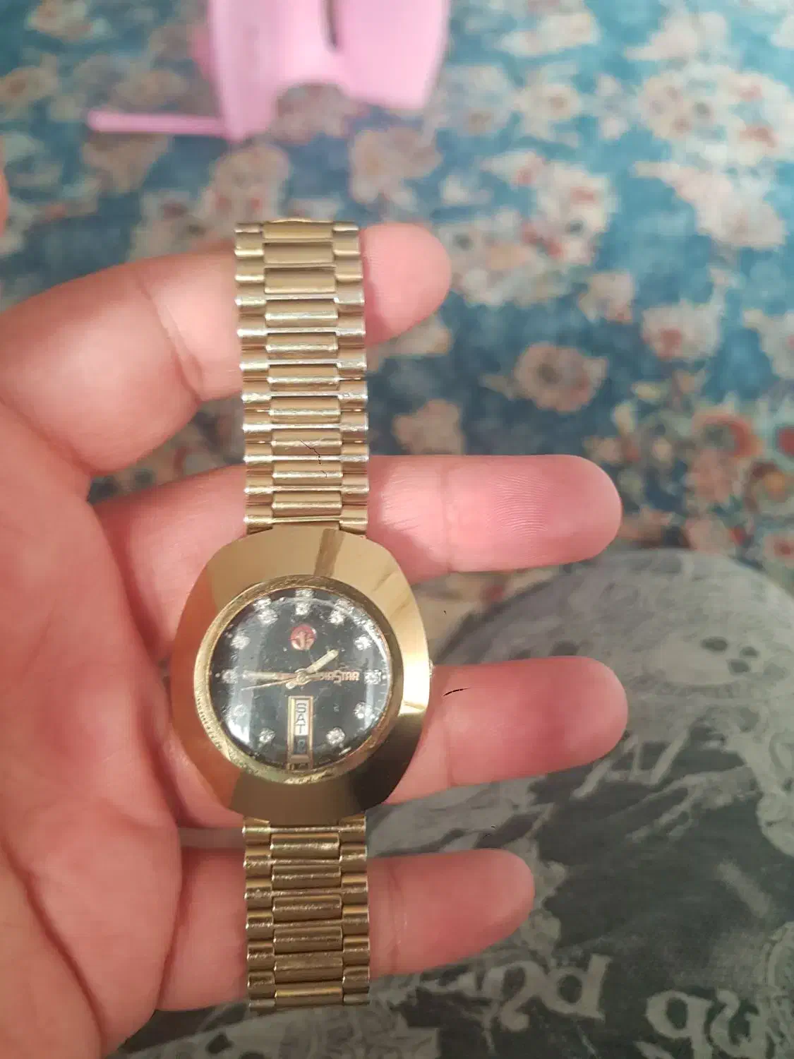 ساعت رادو|ساعت|اهواز, فرودگاه|دیوار