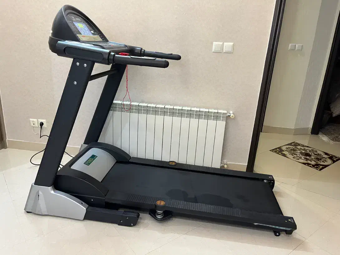 تردمیل فورد ایتالیایی اصلی|تجهیزات ورزشی|مشهد, هفده شهریور|دیوار