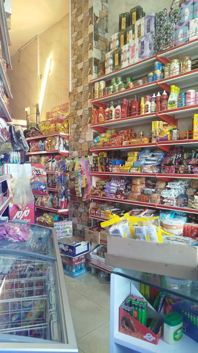 فروشنده خانم در سوپر مارکت|استخدام بازاریابی و فروش|شاهین‌شهر, حاجی آباد|دیوار