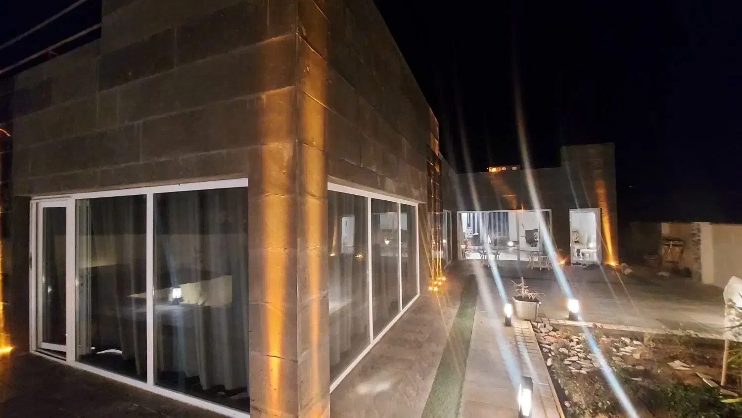 آپارتمان مبله اول جاده قلات|اجارهٔ کوتاهمدت آپارتمان و سوئیت|شیراز, قلات|دیوار