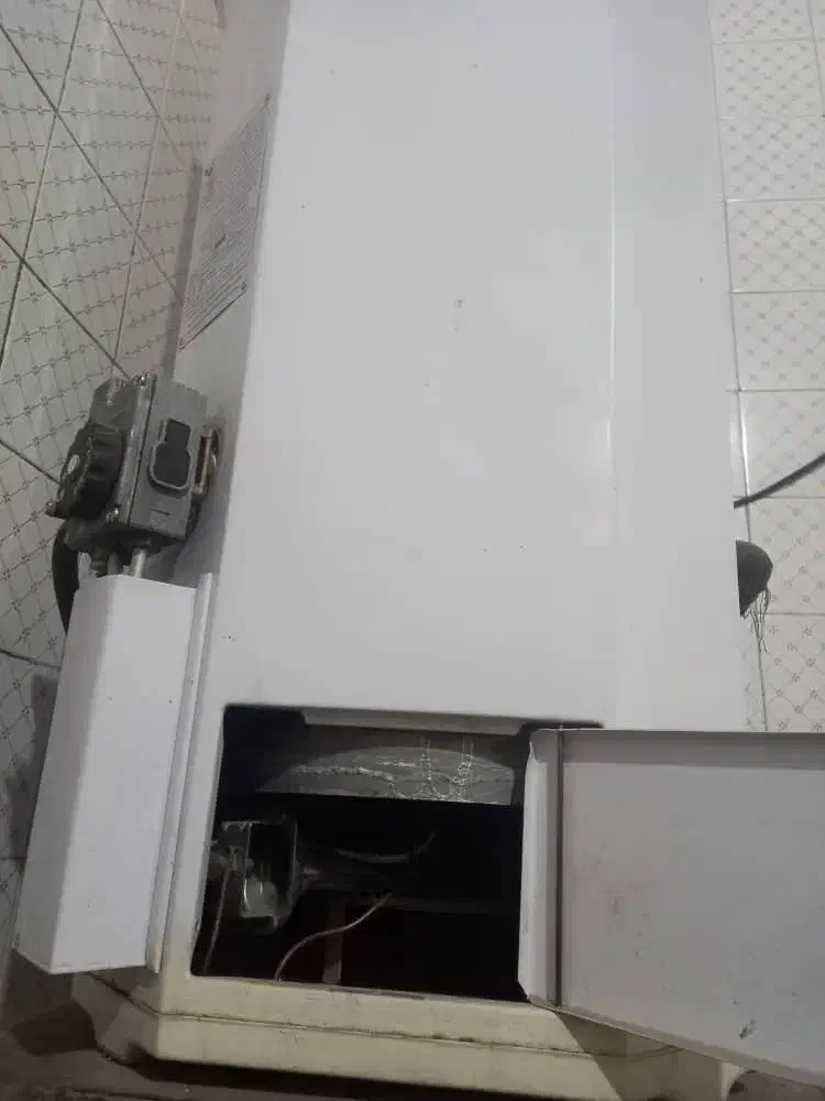 ابگرم کن مخزن ۵۰ لیتری  بوتان|آبگرمکن، پکیج، شوفاژ|سیرجان, |دیوار