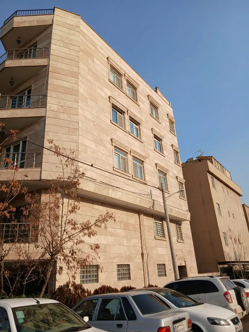 آپارتمان 75 متر، واقع در محله‌ی خوش‌نام یوسف‌آباد.