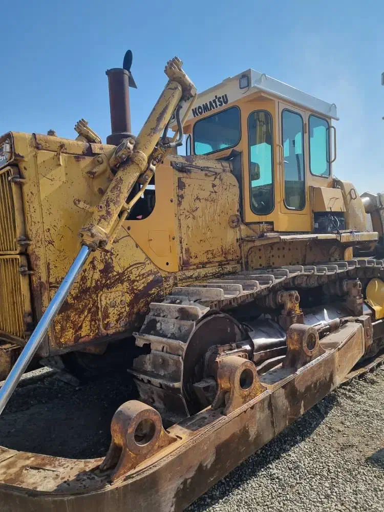 بولدوزر کوماتسو|خودرو سنگین|اسلامشهر, ملکآباد|دیوار