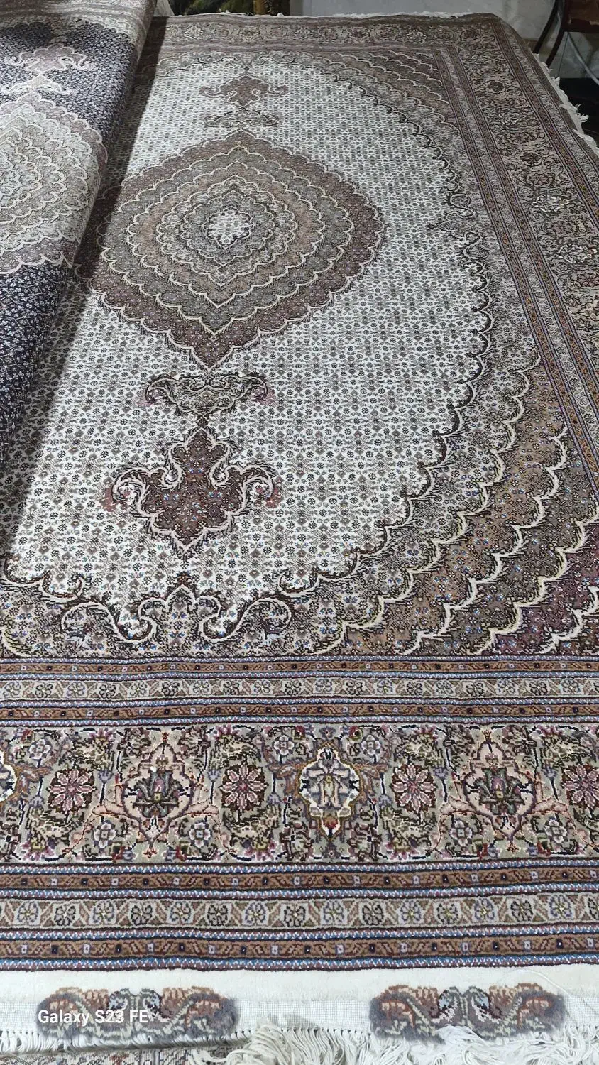 فرش دسبافت ماهی خوی|فرش|خوی, |دیوار