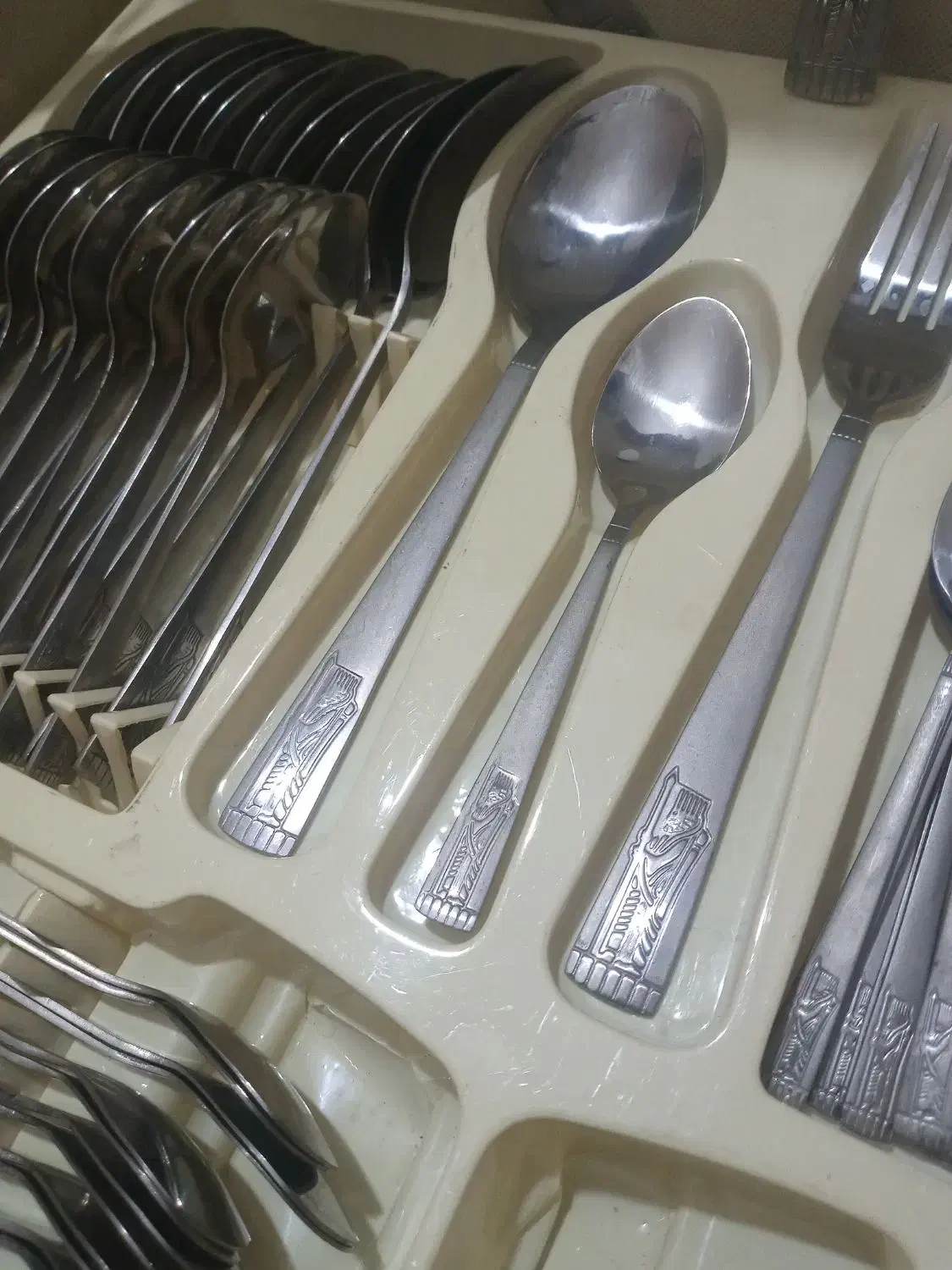 سرویس قاشق چنگال|ظروف سرو و پذیرایی|مشهد, نیروی هوایی|دیوار