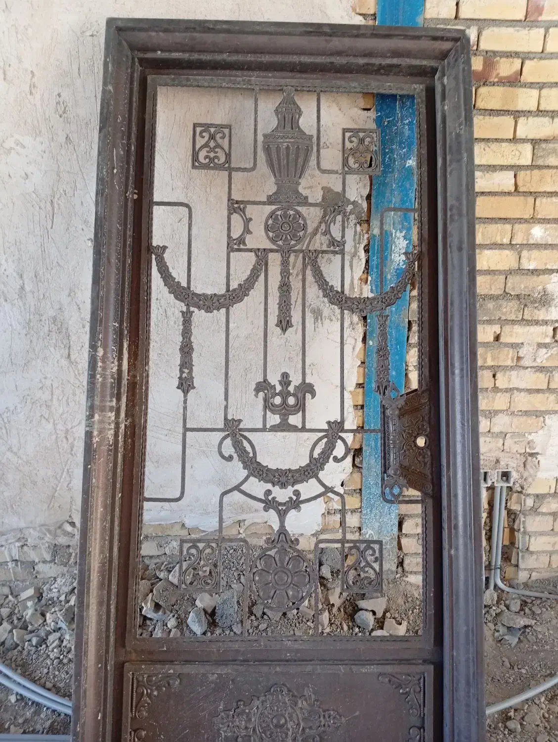 درب خانه یا برای حیات|مصالح و تجهیزات ساختمان|گناباد, |دیوار