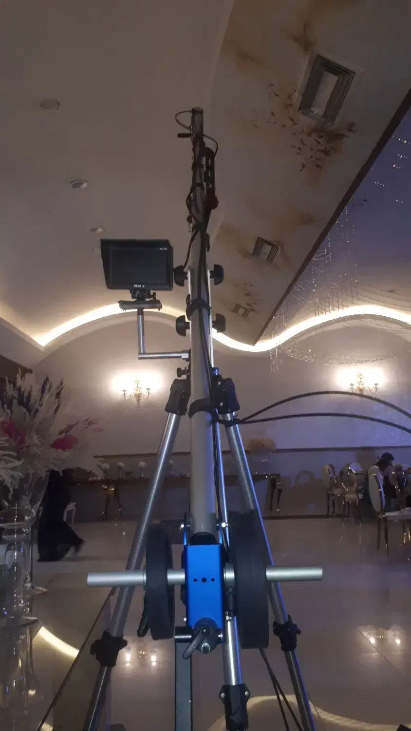 کرین کمبو در حد نو|دوربین عکاسی و فیلمبرداری|مشهد, شهرک امام هادی (شهرک غرب)|دیوار