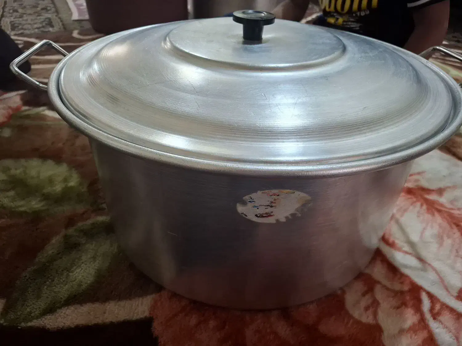 قابلمه|ظروف پخت‌وپز|ایلام, |دیوار