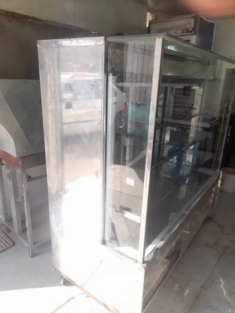 یخچال ویترینی و منقل زغالی گازی|کافیشاپ و رستوران|قزوین, |دیوار