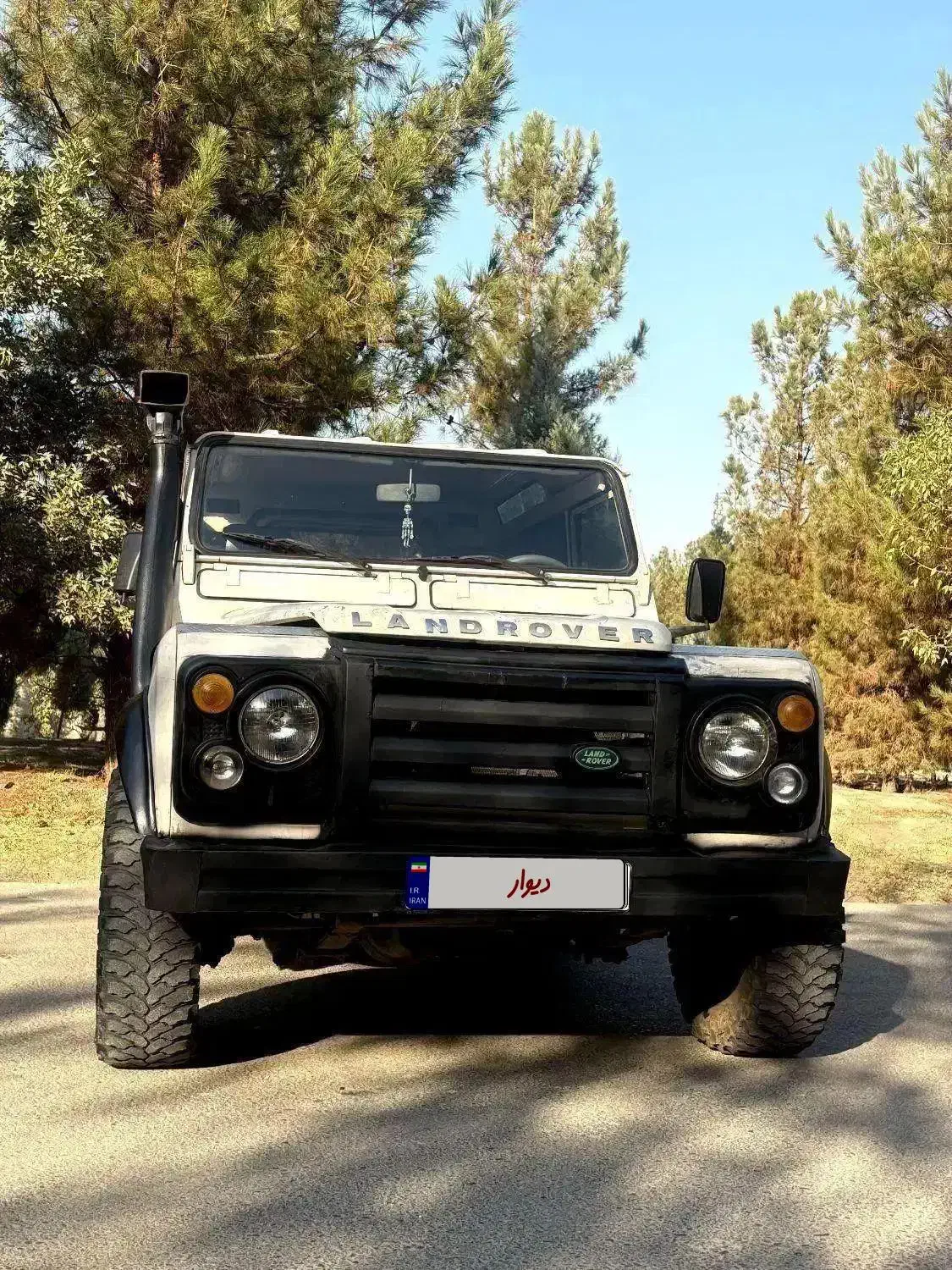 لندروور ( پاژن ) مدل ۱۳۷۶ بی رنگ ، ۷ نفره معاوضه|خودرو سواری و وانت|کرج, باغستان|دیوار