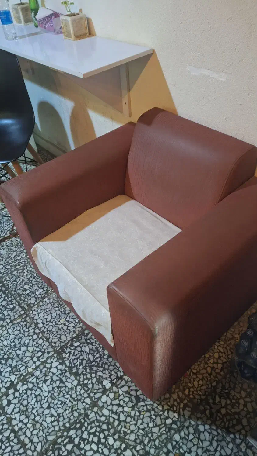 مبلمان راحتی پنج نفره|مبلمان خانگی و میز عسلی|بندرعباس, |دیوار