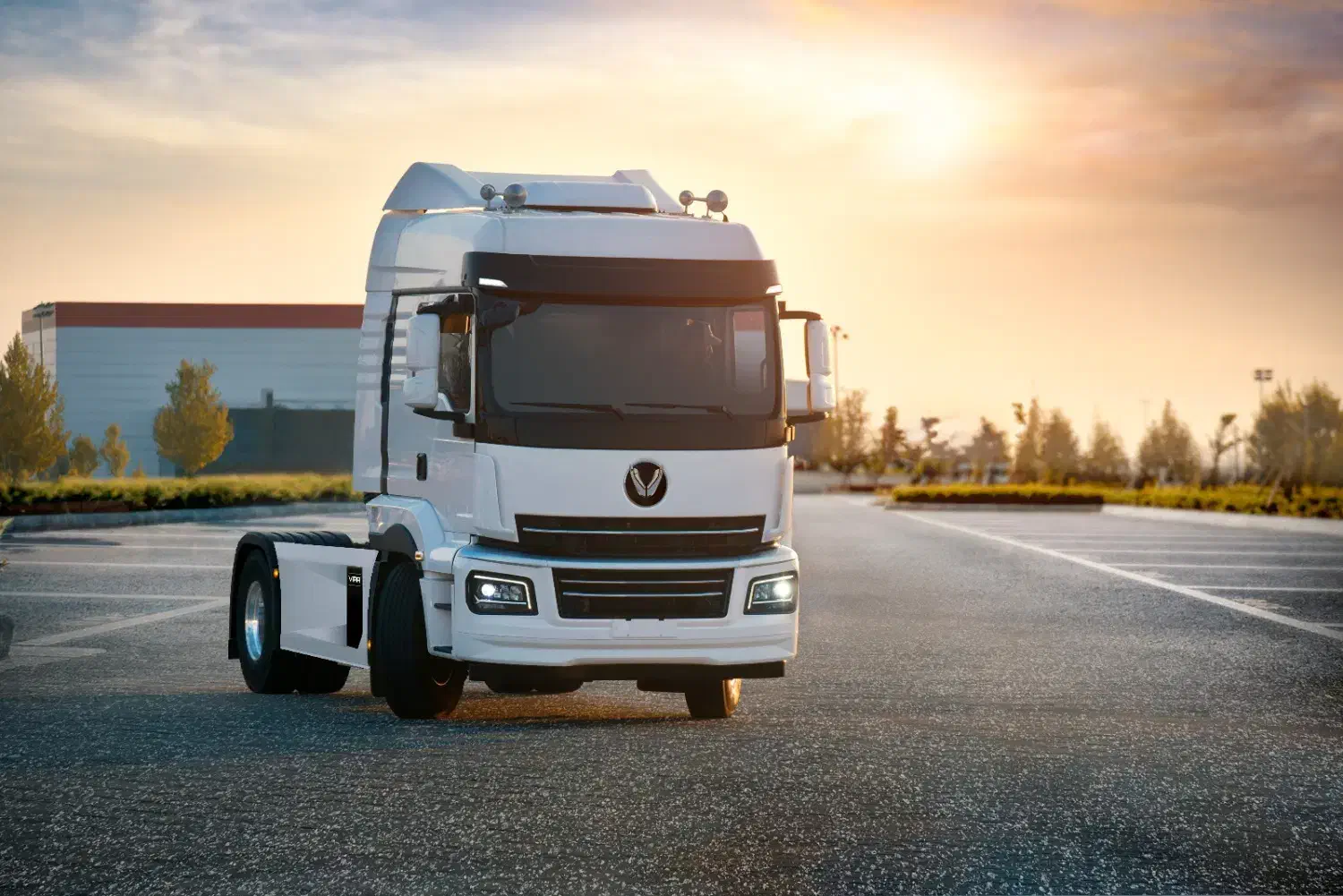 فروش اقساطی کشنده ویرا Y3|خودرو سنگین|صوفیان, |دیوار