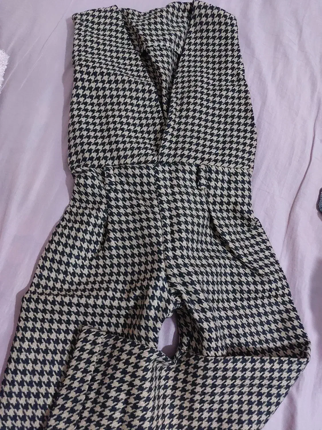 تعدادی لباس بچه. دخترانه|لباس|اردبیل, |دیوار