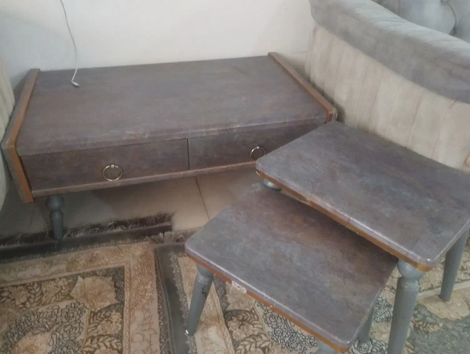 گل میز|مبلمان خانگی و میز عسلی|شیراز, کوشک میدان|دیوار