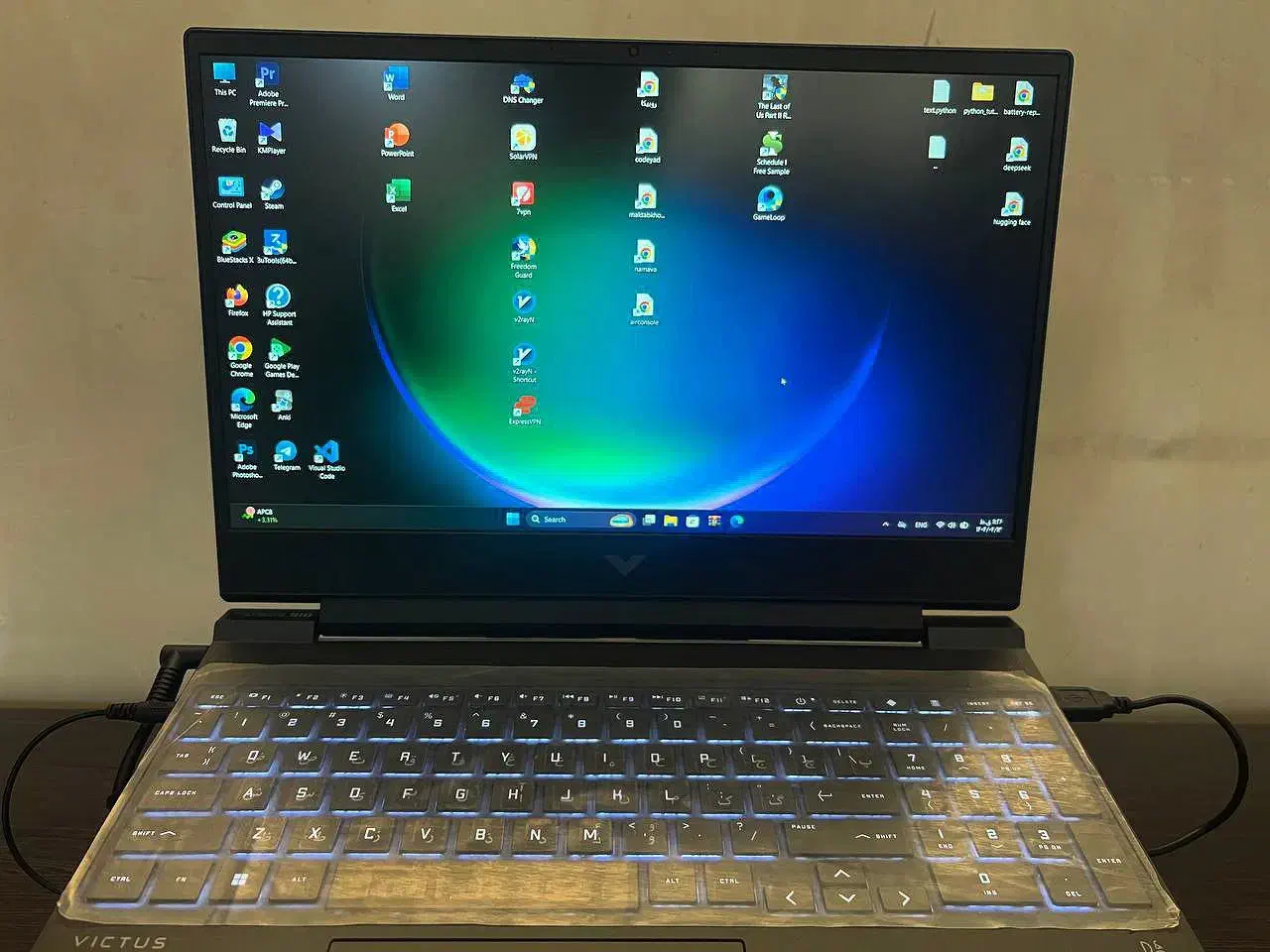 لپ تاپ گیمینگ Hp victus 4050|رایانه همراه|بجنورد, |دیوار