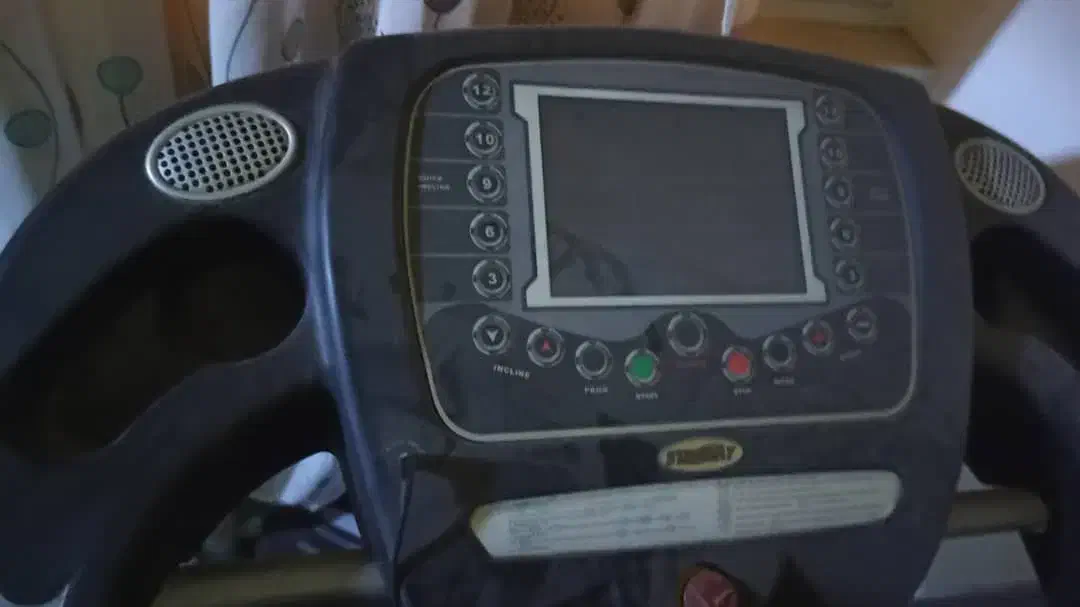 تردمیل|تجهیزات ورزشی|قدس, شهر‌قدس|دیوار