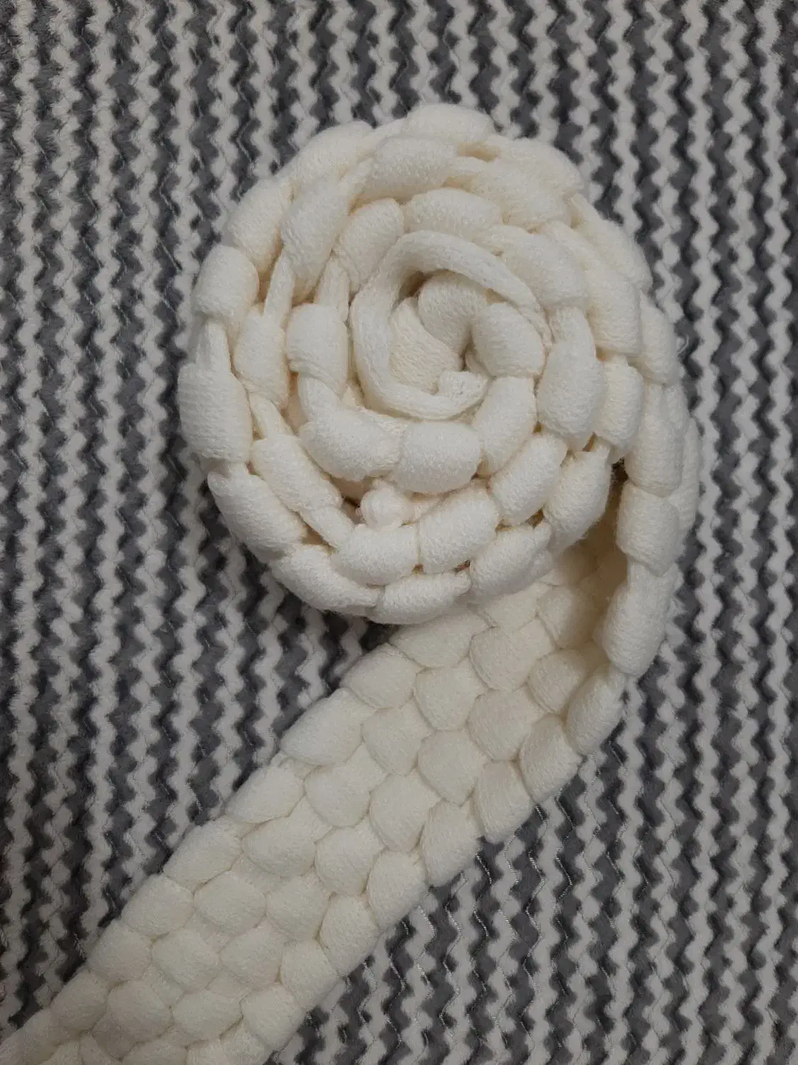 شال گردن بافت|لباس|یزد, |دیوار