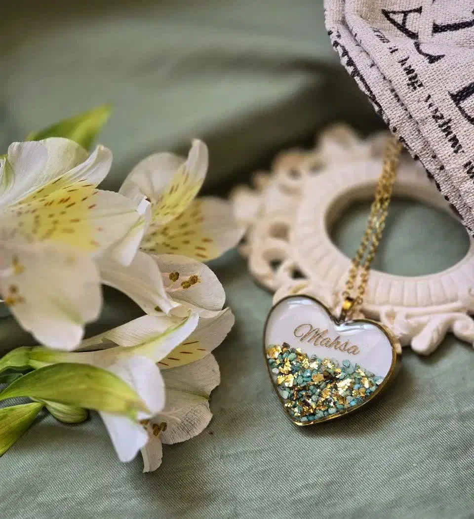 ساخت انواع زیورآلات و اکسسوری رزینی|زیورآلات و اکسسوری|سبزوار, ولیعصر (نجار آباد)|دیوار