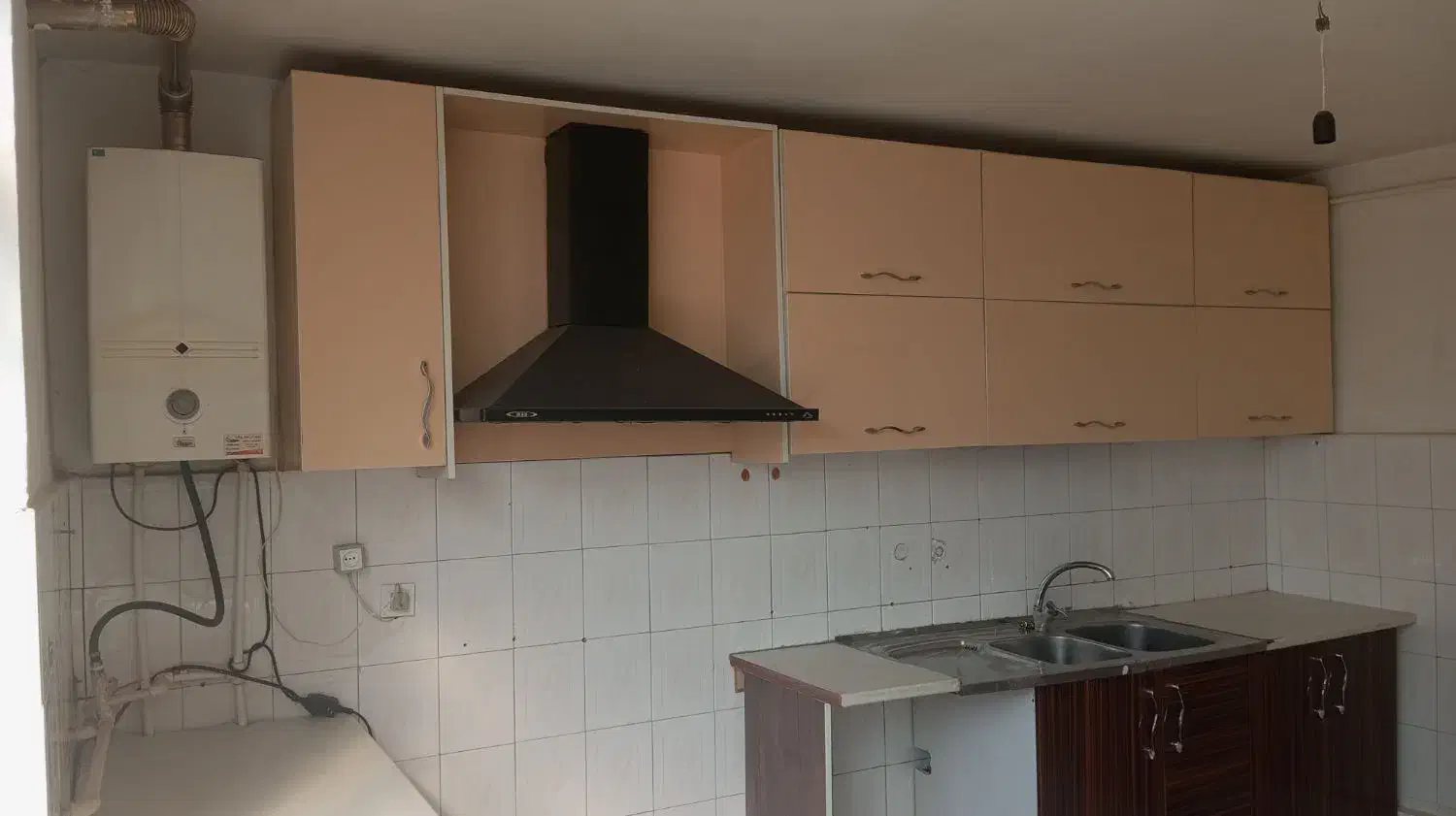 کابینت mdf هود سینک ظرفشویی با شیرآلات فروشی|مصالح و تجهیزات ساختمان|پردیس, فاز ۲|دیوار