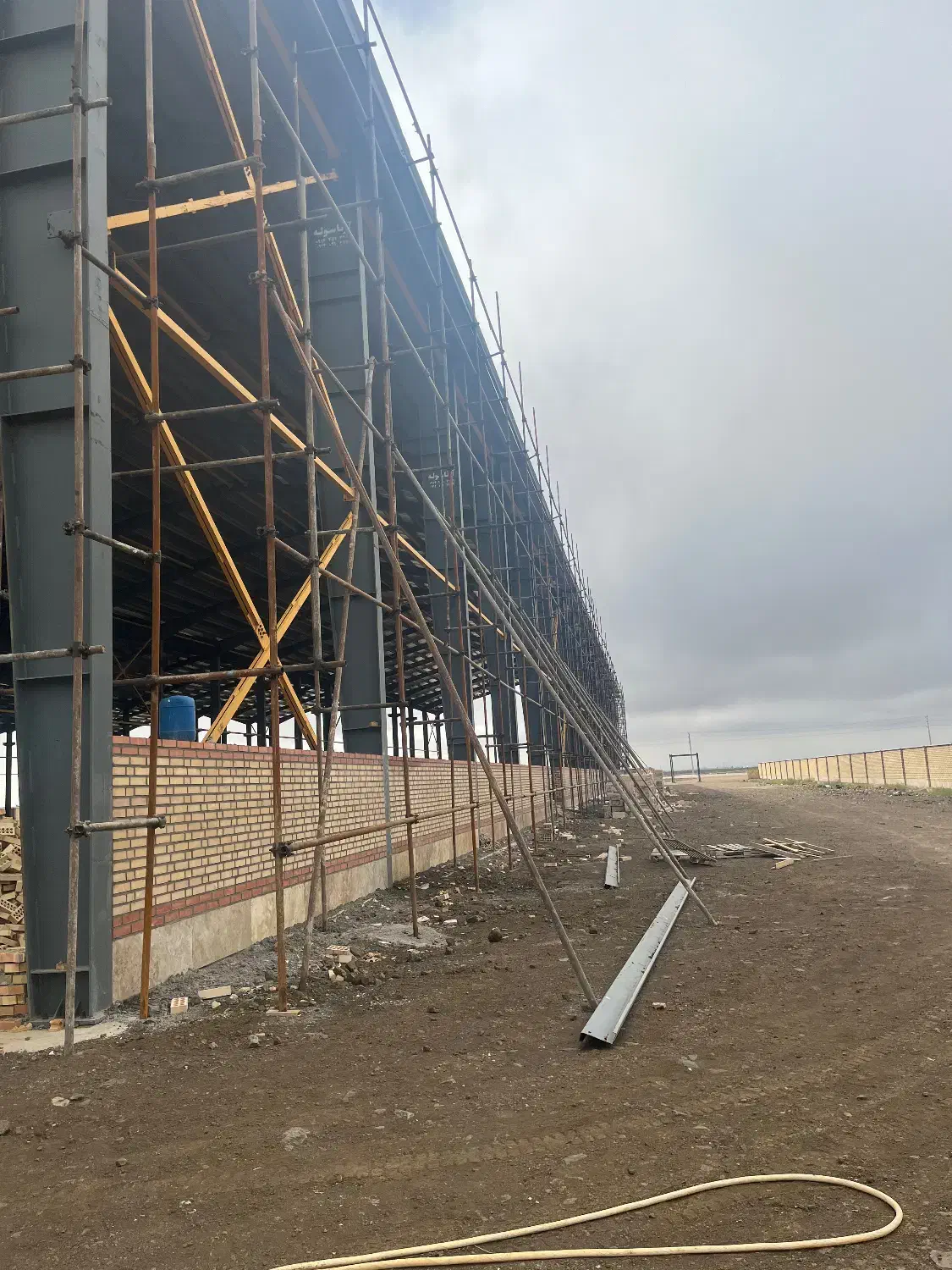 نصب داربست برای کلیه مراحل ساختمانی|خدمات پیشه و مهارت|اردبیل, |دیوار